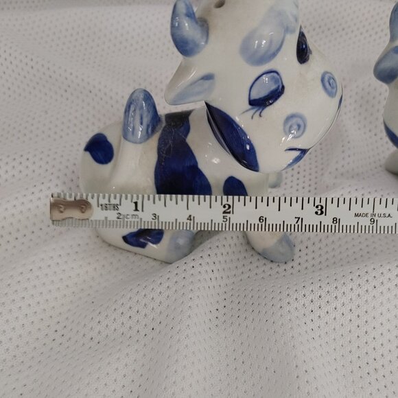Vintage Enesco Ceramic Blue and White Cow Figurines - Picture 6 of 9